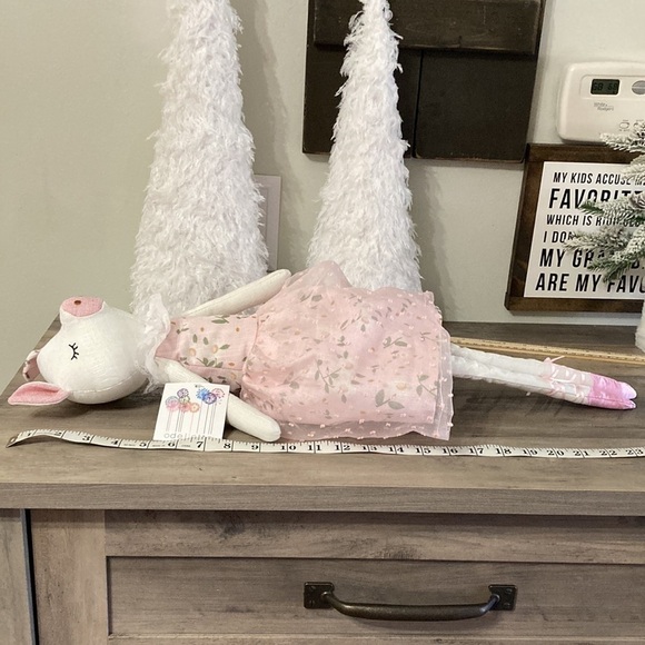 NEW! FARMHOUSE SPRING STUFFED PIG IN PINK FLORAL GOWN & BALLERINA SLIPPERS - Picture 10 of 12